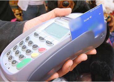 Recomiendan a usuarios revisar movimientos ante falla de terminales bancarias