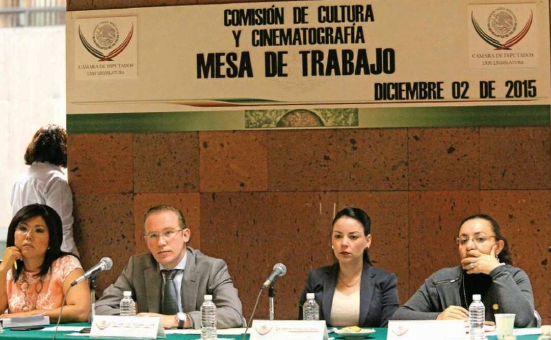 Legisladores de la Comisión de Cultura de la Cámara de Diputados analizan el proyecto de ley para convertir al Conaculta en una secretaría (LUCÍA GODÍNEZ. EL UNIVERSAL)