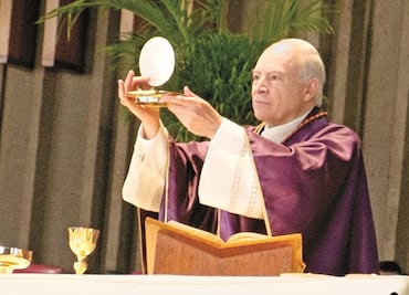 Pide arzobispo Aguiar Retes orar por las familias mexicanas