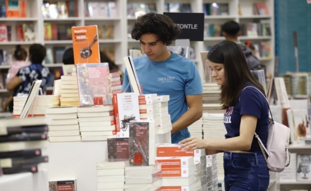 Los jóvenes mexicanos sí leen y por gusto