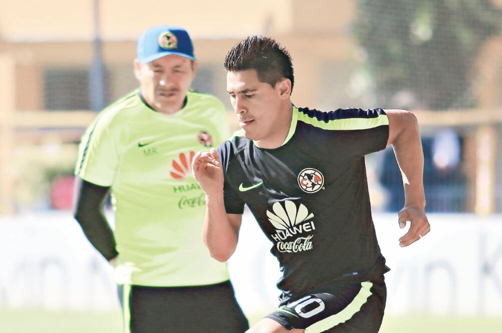 ‘Osvaldito’ Martínez espera un gran duelo ante el Monterrey, que comanda el ‘Turco’ (HUGO ÁVILA. IMAGO7)