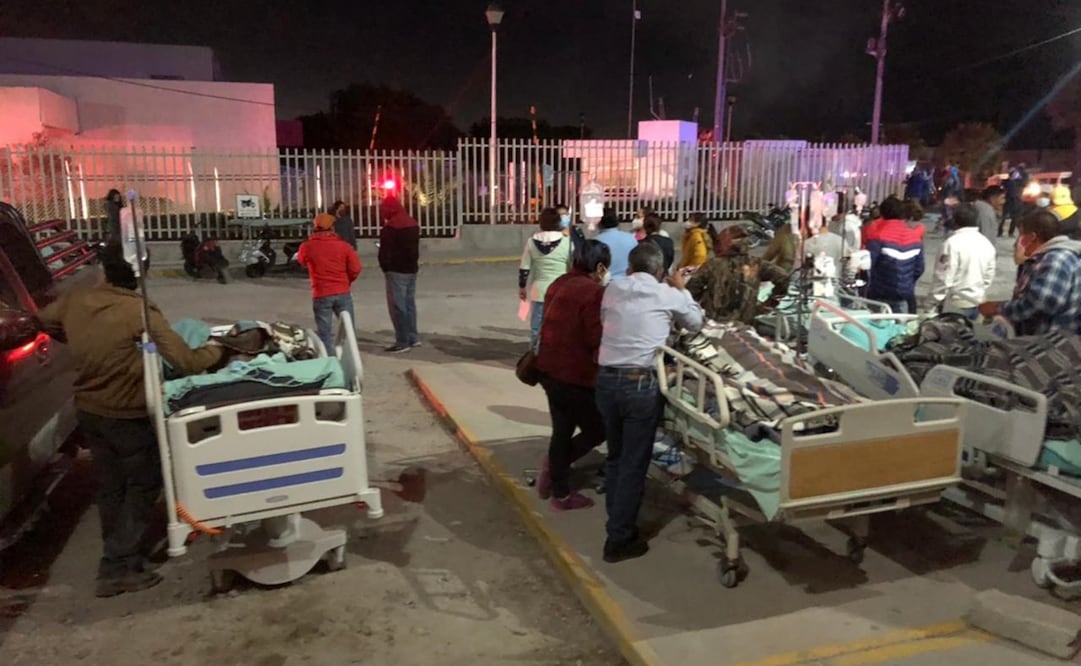 28 pacientes y personal médico fueron evacuado y no se reportan personas afectadas. Foto: Erick Martínez