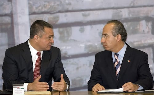 Calderón no ha sido vinculado en lavado de dinero de García Luna, informa Sheinbaum; no descarta que expresidente tuviera conocimiento