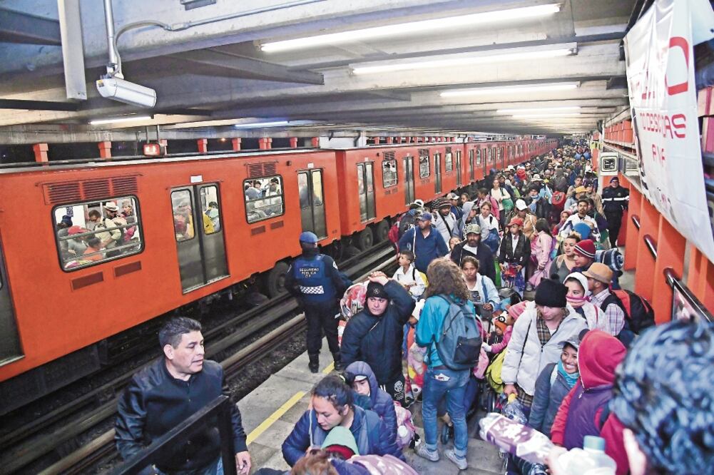 Policía Preventiva implementó un operativo en la estación del Metro La Villa, Línea 6, debido al incremento en los robos a pasajeros. / ARCHIVO EL UNIVERSAL