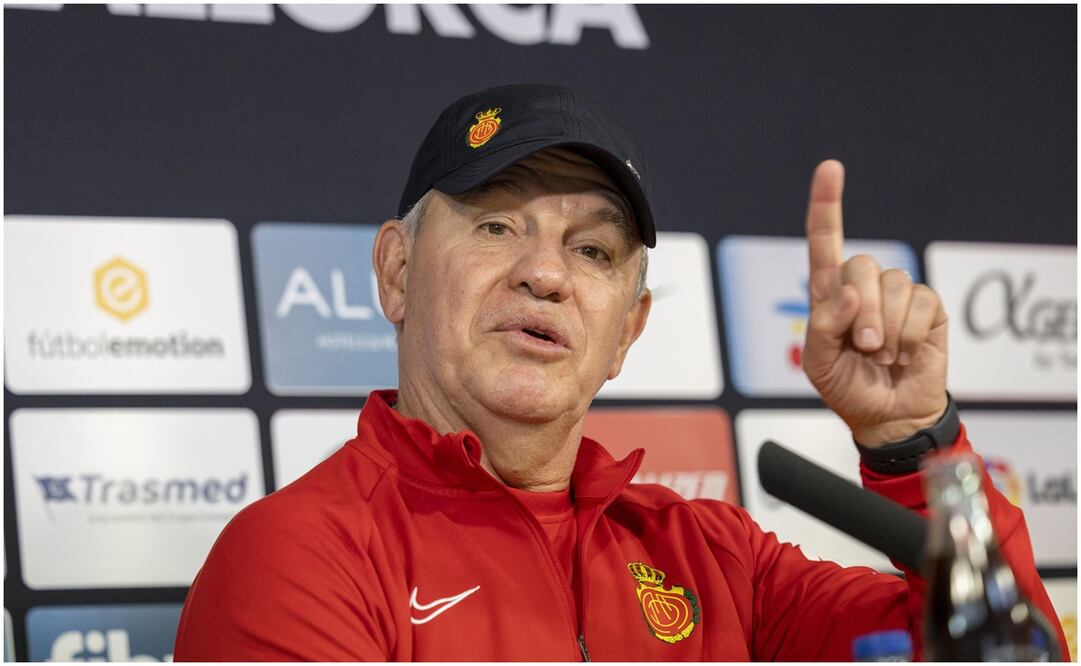 Javier Aguirre comenta que le “quedan ocho vidas” para la permanencia / FOTO: EFE