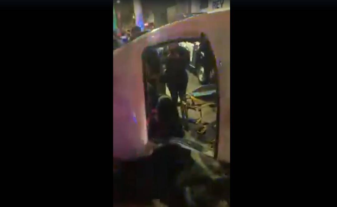 Choque de pipa contra combi en Neza. Foto: Captura de video.
