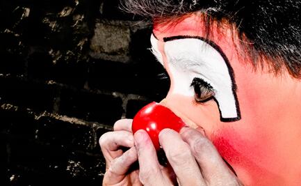 Detienen a grupo de payasos en Perú por asistir a velorio de colega ante Covid-19