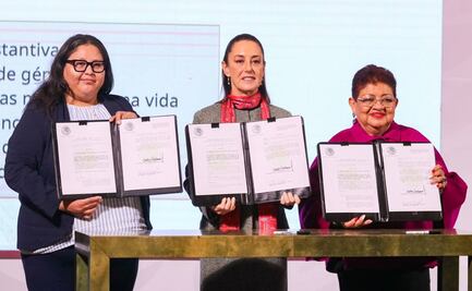 Sheinbaum firma leyes secundarias en materia de protección a las mujeres; pide a Congresos locales adherirse a nuevo marco legal