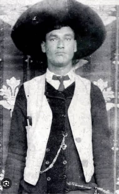 Retrato del general Martín López Aguirre, quien llegó a ser conocido como el segundo de Francisco Villa. Facebook.