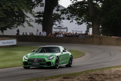 Mercedes AMG GT-R debuta en Goodwood