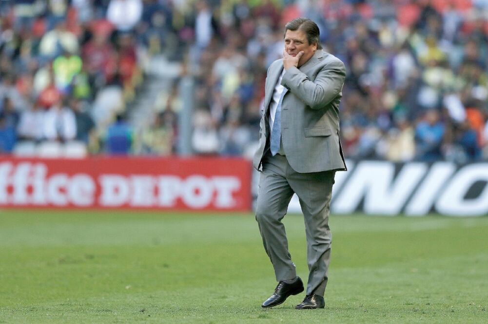 El Piojo meditó de más para acomodar sus piezas. (ÁLVARO PAULIN. IMAGO7)