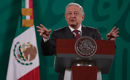 AMLO analiza eliminar o reformar el Artículo 33 de la Constitución sobre extranjeros en México