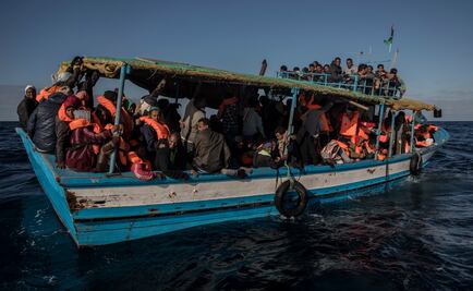 90 migrantes desaparecidos tras naufragio en costas de Libia