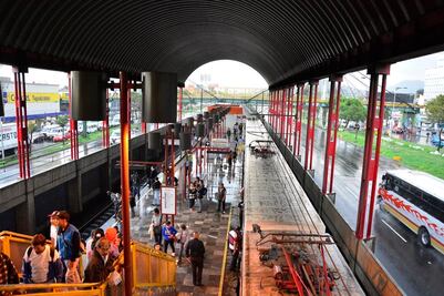 Activa Metro marcha de seguridad ante presencia de lluvia