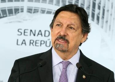 Gómez Urrutia va por regularizar outsourcing