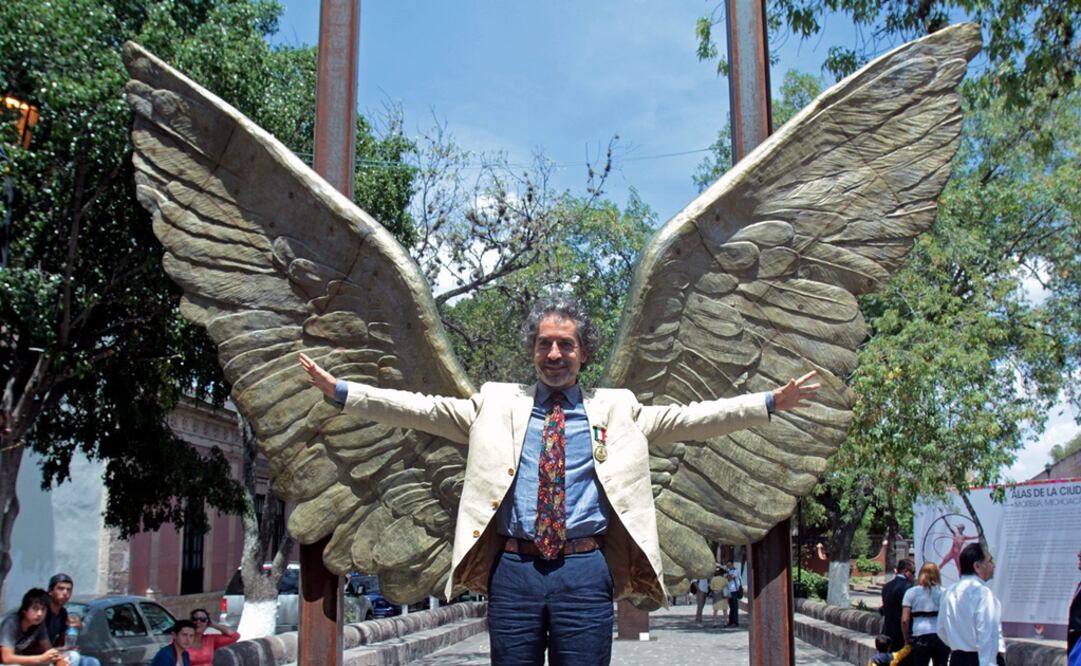 La escultura será oficialmente colocada mañana en el Hemisfair Park. Foto: Raúl Tinoco/ El Univesal
