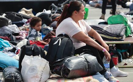 INM entrega 100 visas humanitarias a integrantes de caravana migrante en CDMX