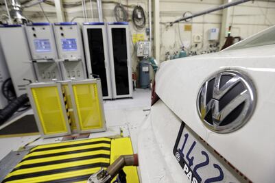 Presenta VW plan para reparar motores trucados