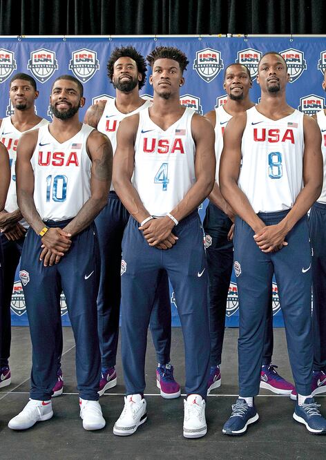 Estrellas de la NBA conforma el equipo de basquetbol de EU (MARY ALTAFFER. AP)