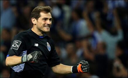 Jugadores del Porto le piden a Casillas que se quede