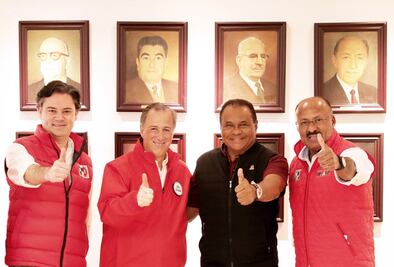 Meade suma a Hendricks a su campaña; se reúne con Fink