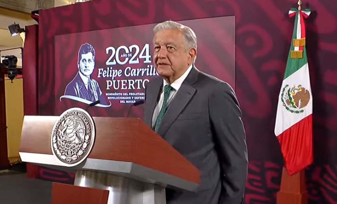 El presidente Andrés Manuel López Obrador reveló que firmó un acuerdo con el primer ministro de Belice, Juan Antonio Briceño, para ayudar al país vecino con energía eléctrica. Foto: especial