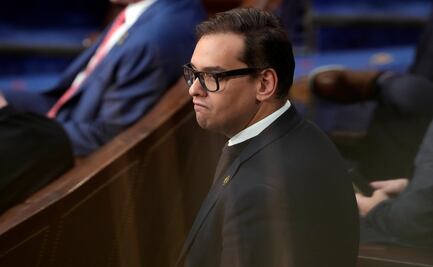Excongresista republicano George Santos inicia a cumplir su sentencia de 7 años; es acusado de fraude y robo de identidad