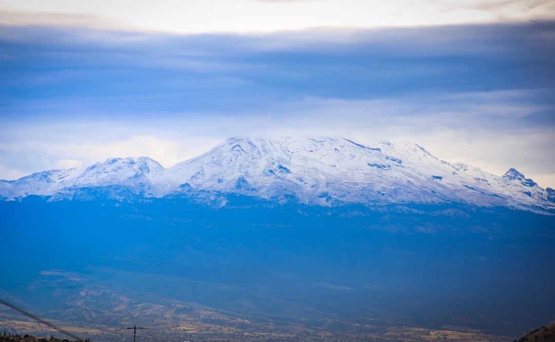 Conagua pronostica posible caída de nieve o aguanieve en las cimas montañosas como el Pico de Orizaba, Nevado de Toluca, Popocatépetl e Iztaccíhuatl para este 13 de enero/ Foto: Luis Camacho |EL UNIVERSAL