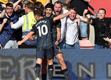 Raúl Jiménez anota un golazo y da el triunfo a los Wolves ante el Southampton