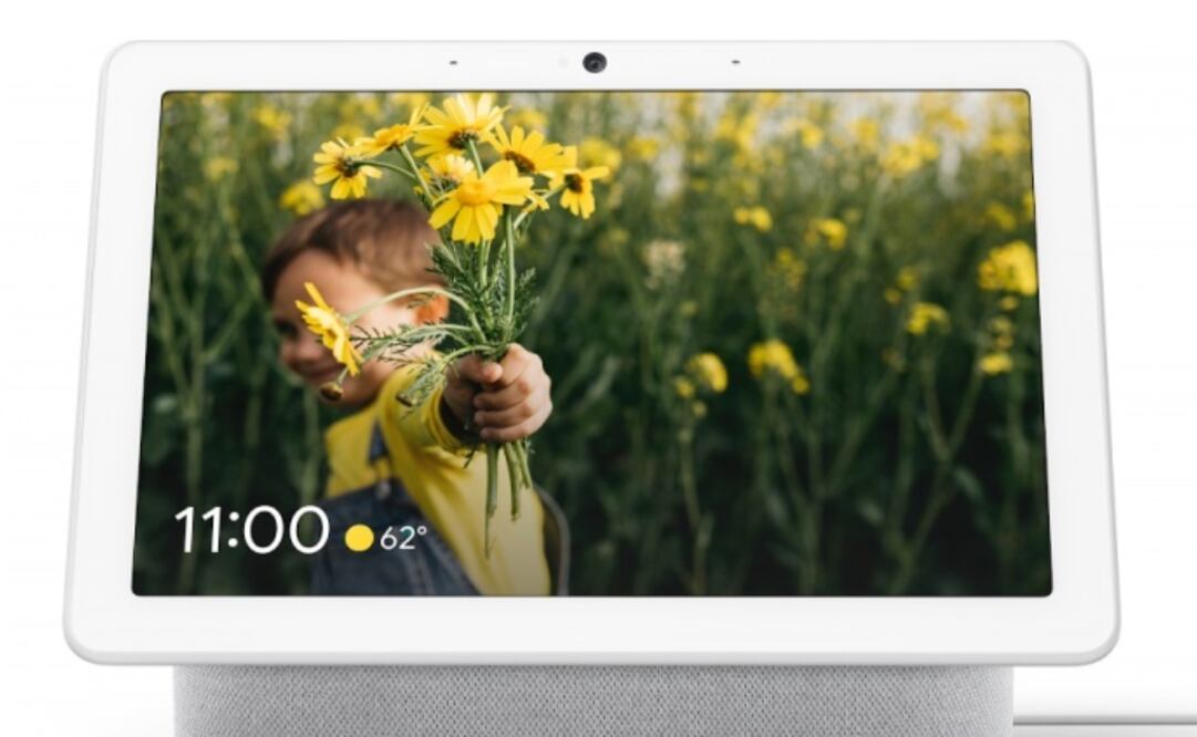 Nest Hub Max es un centro para el hogar conectado que cuenta con una pantalla de gran tamaño que permite gestionar dispositivos Nest y otros compatibles