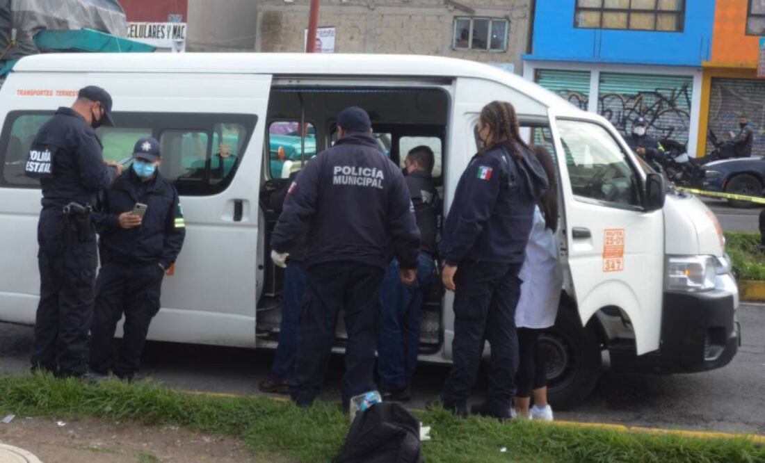 Foto: Cuartoscuro/El Universal/ Al lugar llegaron policías de Tecámac y paramédicos quienes verificaron que el pasajero había fallecido, por lo que dieron aviso a personal de la Fiscalía mexiquense.