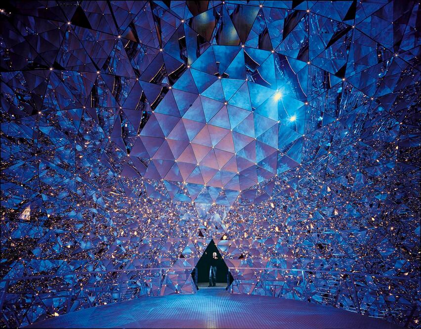 Swarovski Kristallwelten ofrece una experiencia a través de cámaras diseñadas por artistas de todo el mundo. (Foto: Cortesía Swarovski Group)