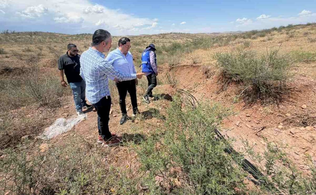 Autoridades detectaron que el líquido sustraído era utilizado para llenar de manera clandestina un espejo de agua destinado al ganado. Foto: Especial.