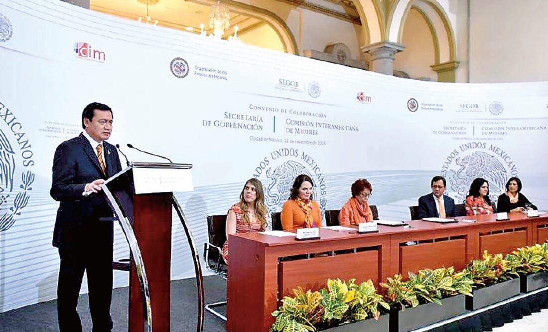 El secretario Miguel Ángel Osorio Chong afirma que se requieren transformaciones culturales de fondo para frenar el problema (ESPECIAL)