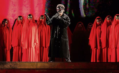 The Weeknd pone a la CDMX en llamas y proclama su amor por México: "Yo moriría por ti"