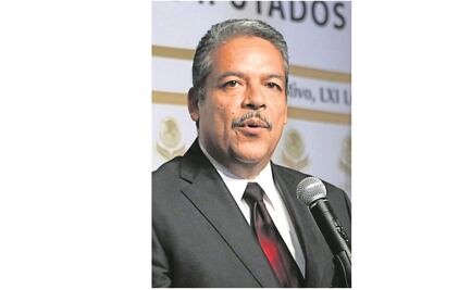 Tiran la toalla por constancia fiscal