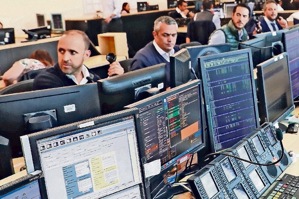 En su última conferencia de prensa, BIVA aseguró que la fecha probable para el inicio de operaciones era finales de marzo o inicios de abril. Foto: ARCHIVO EL UNIVERSAL