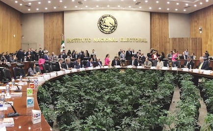 INE analizará en mesas observaciones de partidos a Reglamento de Elecciones