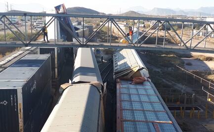 Chocan y descarrilan dos trenes en Ramos Arizpe, Coahuila