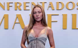Ester Expósito deslumbra con vestido slip en la premiere de ‘Enfrentados: Marfil’ y habla de su romance con Mbappé 