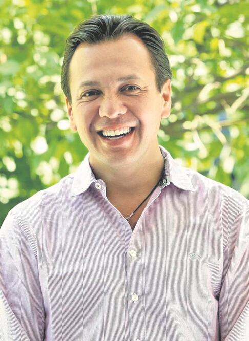 Otro funcionario despedido por homofóbico