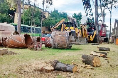 Vecinos se manifiestan contra túnel en Mixcoac  