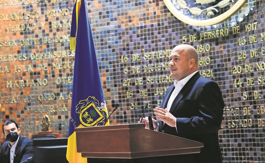 El gobernador Enrique Alfaro entregó su Tercer Informe de Gobierno al Congreso local y luego dirigió un mensaje a diferentes sectores en la Expo Guadalajara. Foto: Tomada de Twitter.