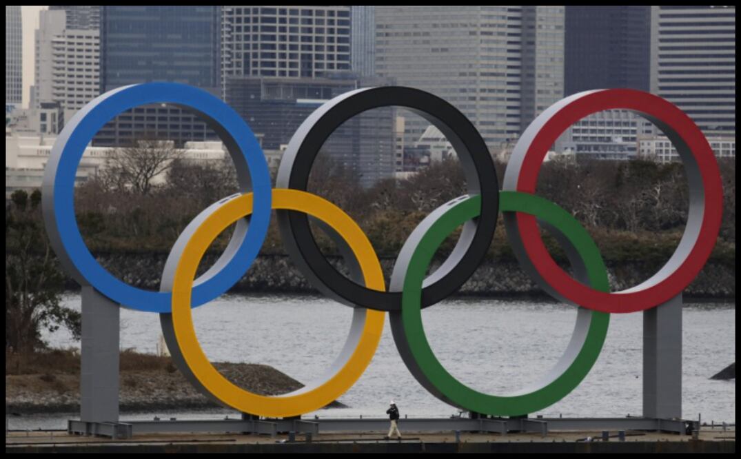 Los Aros Olímpicos ya se muestran en Tokio (AP)