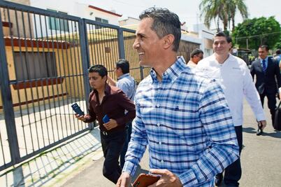 Impugnan en Querétaro candidatura del ex futbolista Adolfo Ríos