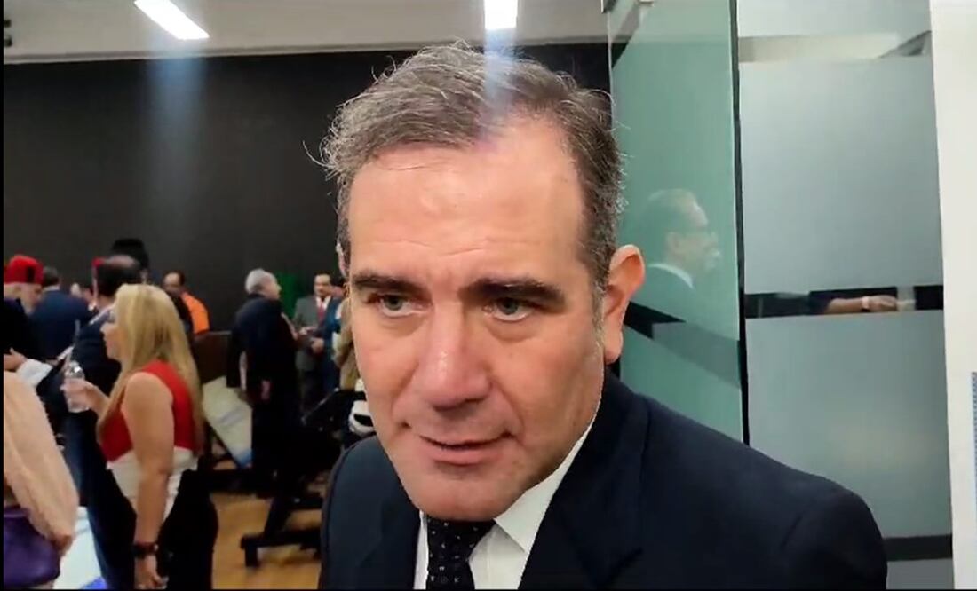 Exconsejero presidente del INE, Lorenzo Córdova al salir del evento de la Escuela Judicial Electoral. Foto: Otilia Carvajal/EL UNIVERSAL