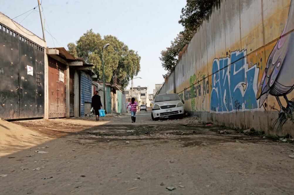 EL UNIVERSAL recorrió las colonias Desarrollo Urbano Quetzalcóatl (Iztapalapa) y Benito Juárez (Nezahualcóyotl), consideradas las más peligrosas por el número de secuestradores que ahí habitan, según la Comisión Nacional de Seguridad (VALENTE ROSAS)