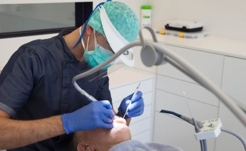 "Covid-19 cambiará la odontología en los próximos años"