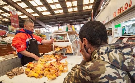 Mexico annual inflation at record low for third month in July