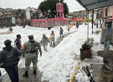 Temporada de lluvias: ¿qué es la capa de espuma que sorprendió a Naucalpan?
